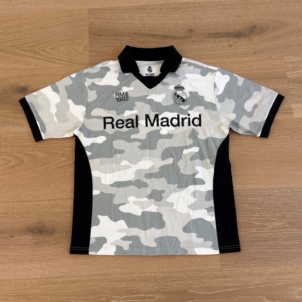 Aeropostale Men's Real Madrid Camo V Neck Soccer Top Size S Gray White Black
